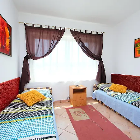 Balaton A404 Apartment *